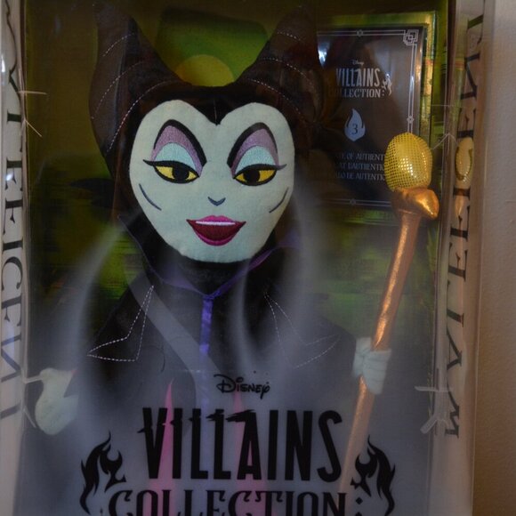 Disney Exclusive Villains Collection Maleficent 13” Sleeping Beauty Collectible - Picture 5 of 12